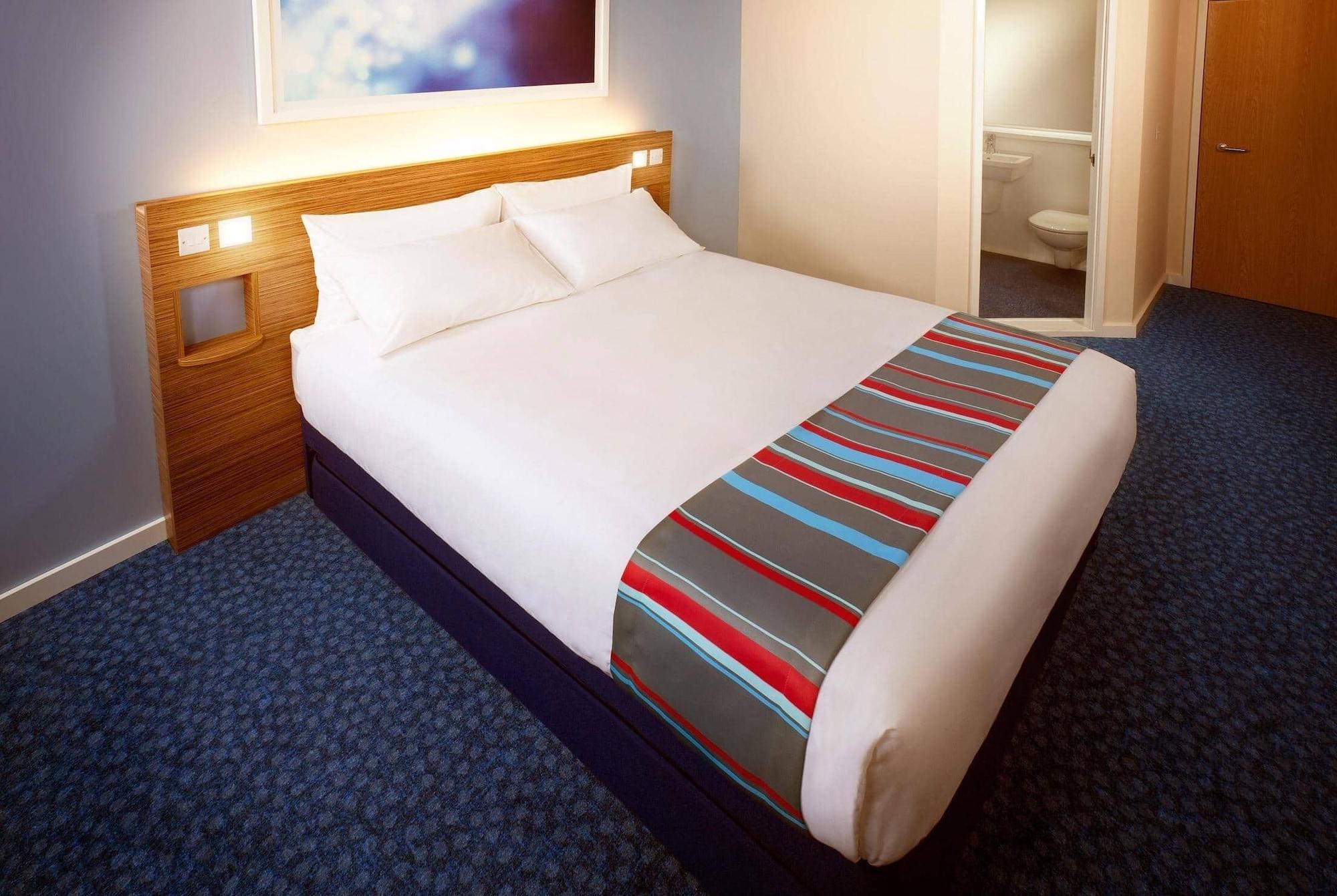 Travelodge Battersea Λονδίνο Εξωτερικό φωτογραφία
