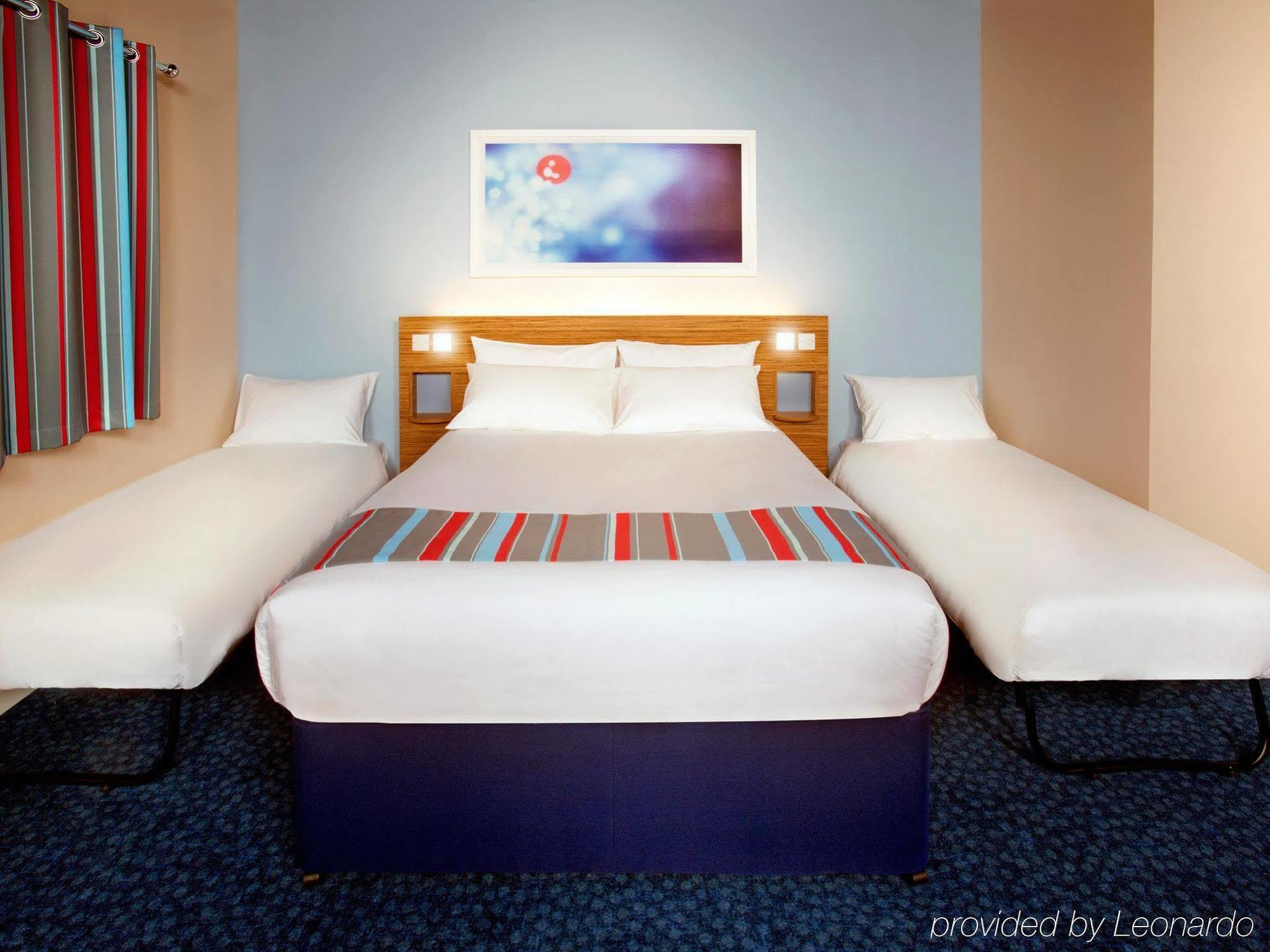 Travelodge Battersea Λονδίνο Εξωτερικό φωτογραφία